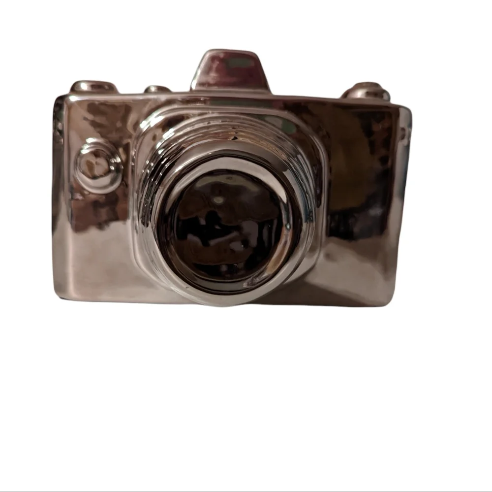 Metallic‎ Silver Ceramic Decorative Retro 35mm Camera 6.5x5.5x3.75